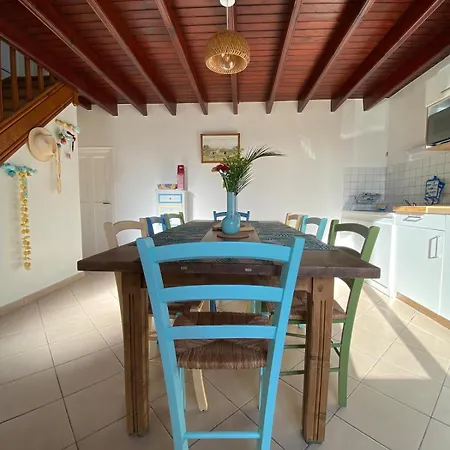 Maison Familiale 8 Pers, Le Marais Des Mielles Brehal